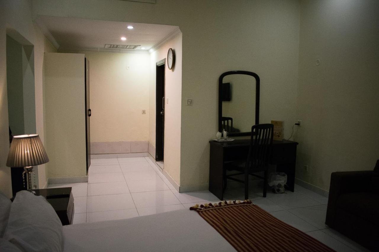 Hotel Royal Palace Rawalpindi Luaran gambar